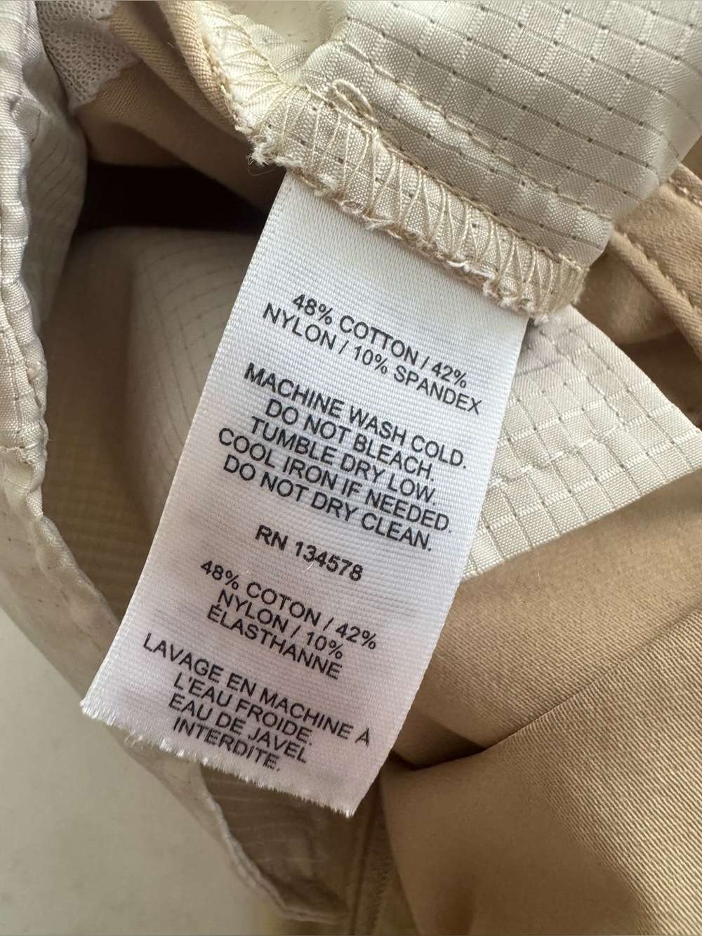 Vineyard Vines Boys’ Performance On-The-Go Pants in Khaki, Size 18 - Picture 6 of 9